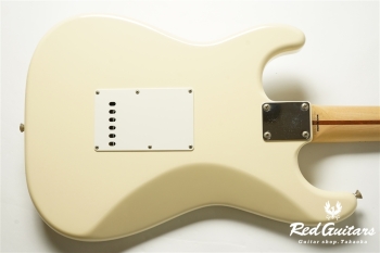 ST-STD - Vintage White